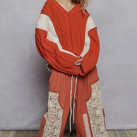 057 - POL V-Neck Long Sleeve Twist Knit Contrast Orange Cable Knit Sweater - Picture 5 of 5